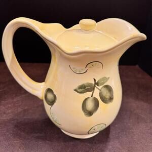Designpac Yellow Pitcher With Lid Limes Pattern  2 Qt VINTAGE 1960-69